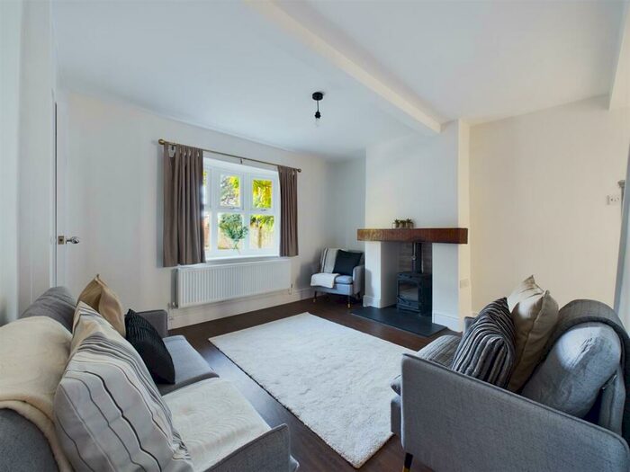2 Bedroom Cottage To Rent In Tamworth Street, Duffield, Belper, Derbyshire, DE56