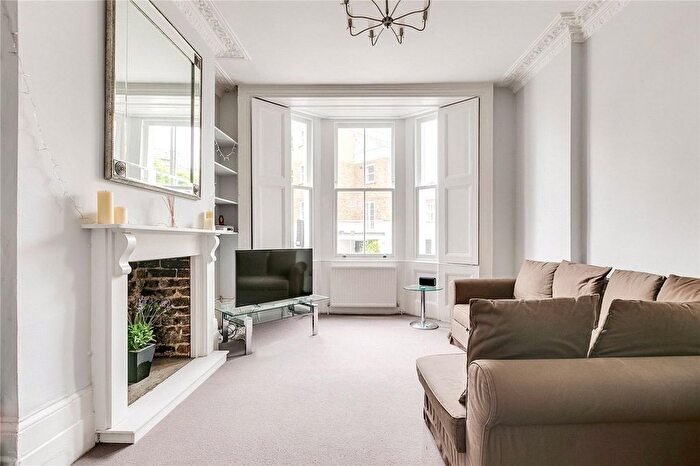 1 Bedroom Flat To Rent In Moore Park Road, London, SW6