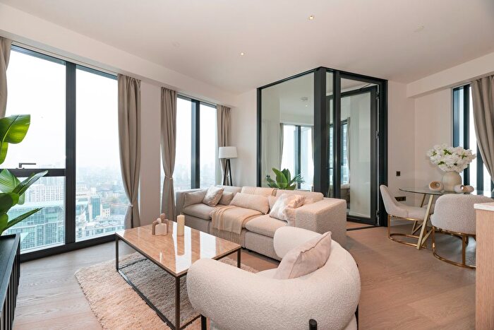 2 Bedroom Flat To Rent In One Thames City, Vauxhall, London, SW8