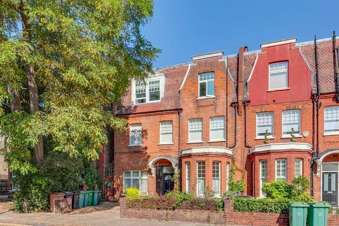 Studio To Rent In Aberdare Gardens, Camden, NW6