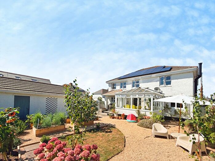 5 Bedroom Detached House For Sale In Helston, Impressive Detached Family Home, TR13