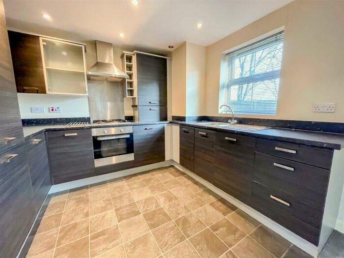 2 Bedroom Apartment To Rent In Beagle Close, Leicester, LE4