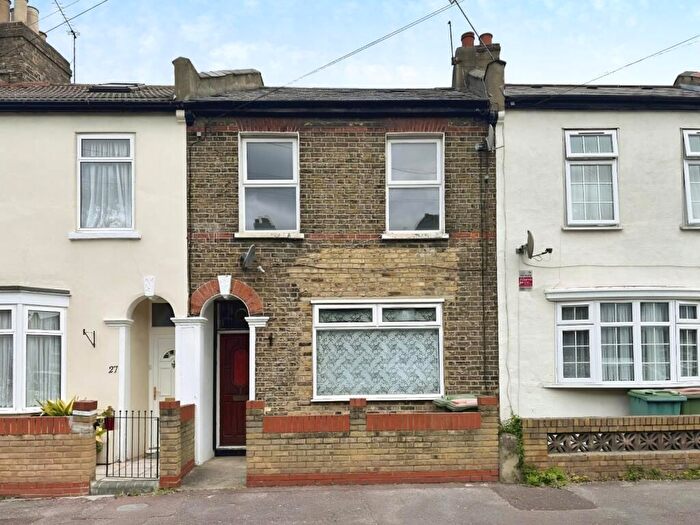 4 Bedroom Terraced House To Rent In London, E13