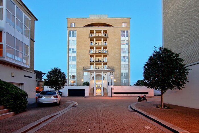 1 Bedroom Flat To Rent In King Frederick Ninth Tower, Surrey Quays, SE16