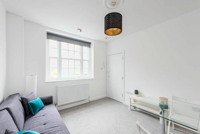 1 Bedroom Flat To Rent In Rutherford Street, Westminster, London, SW1P