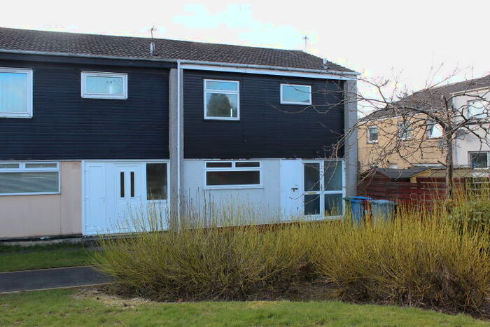 3 Bedroom End Of Terrace House To Rent In Troon Avenue, East Kilbride., G75