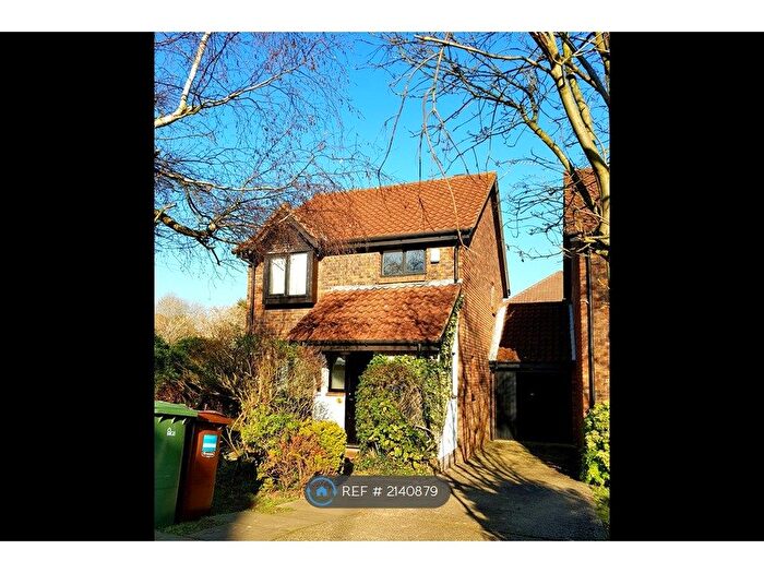 3 Bedroom Detached House To Rent In Talman Grove, Stanmore, HA7