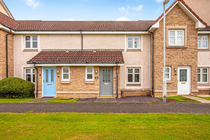 2 Bedroom Terraced House For Sale In Peasehill Fauld, Rosyth, KY11