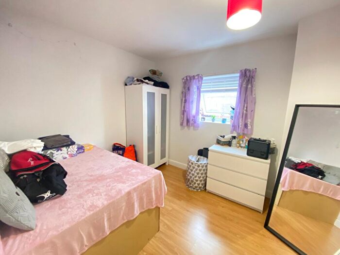6 Bedroom Apartment To Rent In D Rutland Road, West Bridgford, Nottingham, NG2