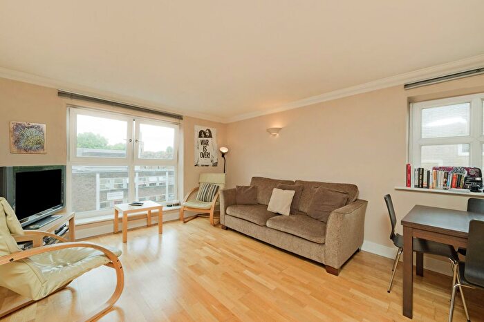 2 Bedroom Flat To Rent In Melville Place, Islington, N1