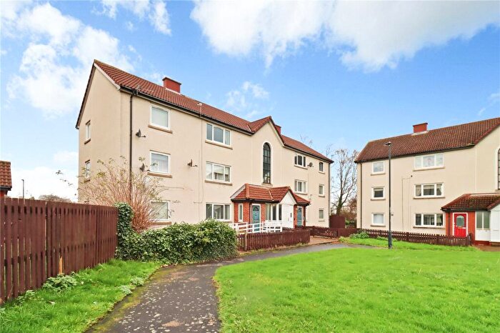 2 Bedroom Flat For Sale In Portland Close, Wallsend, Tyne And Wear, NE28