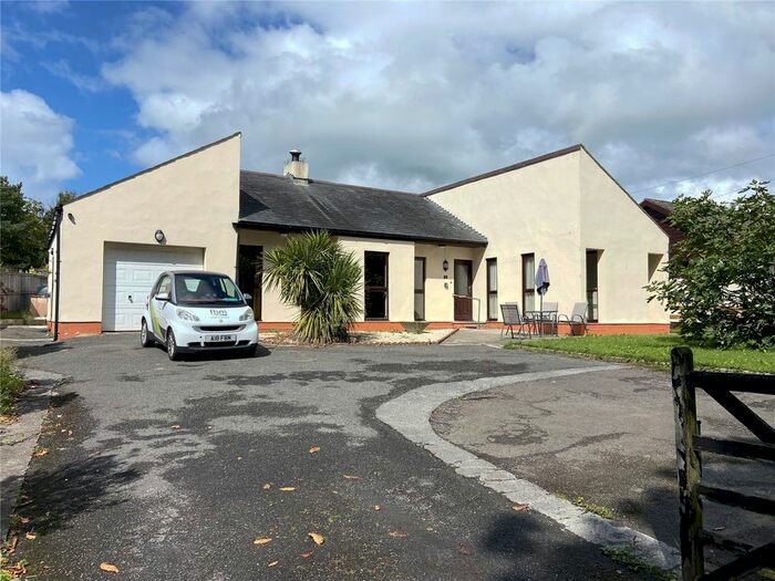 Bungalow To Rent In Tig Bhan, Llanteg, Narberth, Pembrokeshire, SA67