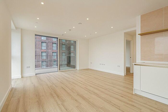 2 Bedroom Apartment To Rent In Quay Walk, Wembley, HA0