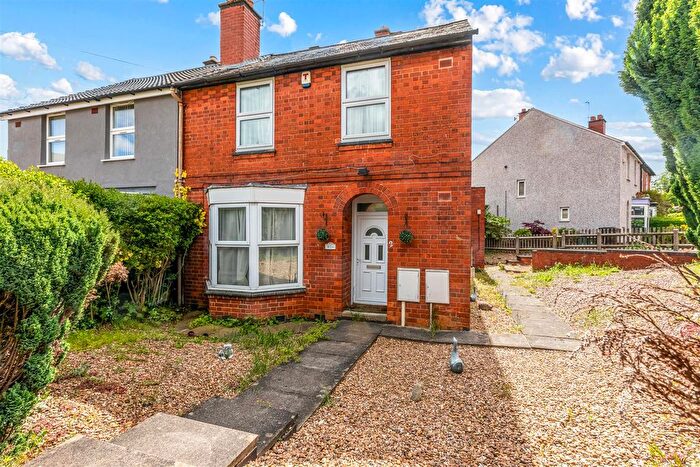 3 Bedroom Semi Detached House For Sale In Oakfield Road, Leicester, LE2