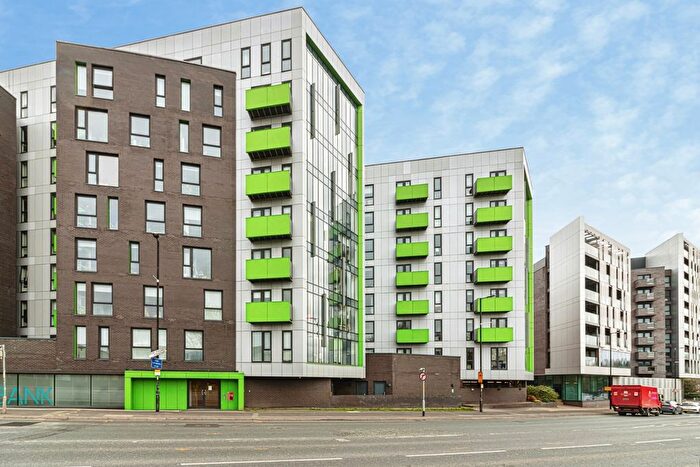 2 Bedroom Flat To Rent In Great Ancoats Street, Manchester, Greater Manchester, M4