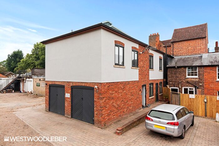 2 Bedroom Flat To Rent In Cedar House Mews, Bourne Close, Broxbourne, EN10