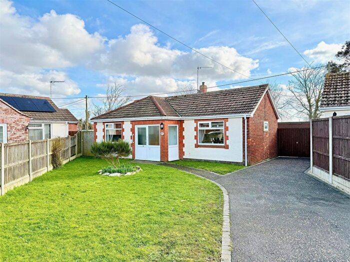 2 Bedroom Detached Bungalow For Sale In Nightingale Close, Scratby, Great Yarmouth, NR29