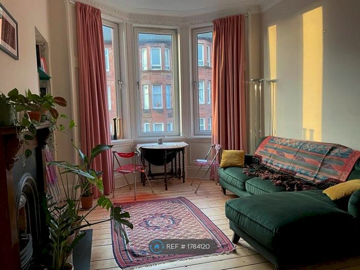 2 Bedroom Flat To Rent In Bolton Drive, Glasgow, G42