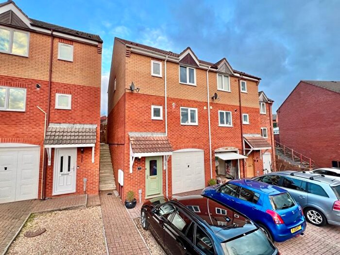 3 Bedroom End Of Terrace House For Sale In Coopers Mill, Norton Fitzwarren, Taunton, TA2