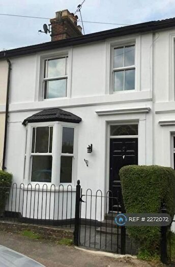 3 Bedroom Terraced House To Rent In Hardwicke Road, Reigate, RH2