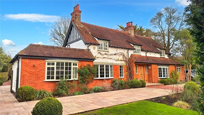 5 Bedroom Detached House For Sale In Church Road, Cookham, Maidenhead, Berkshire, SL6
