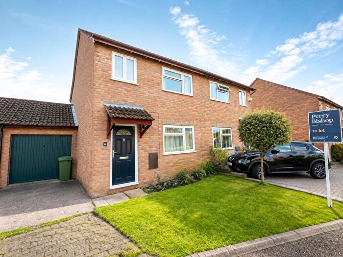 3 Bedroom Semi-Detached House To Rent In Admiral Close, Cheltenham, Gloucestershire, GL51