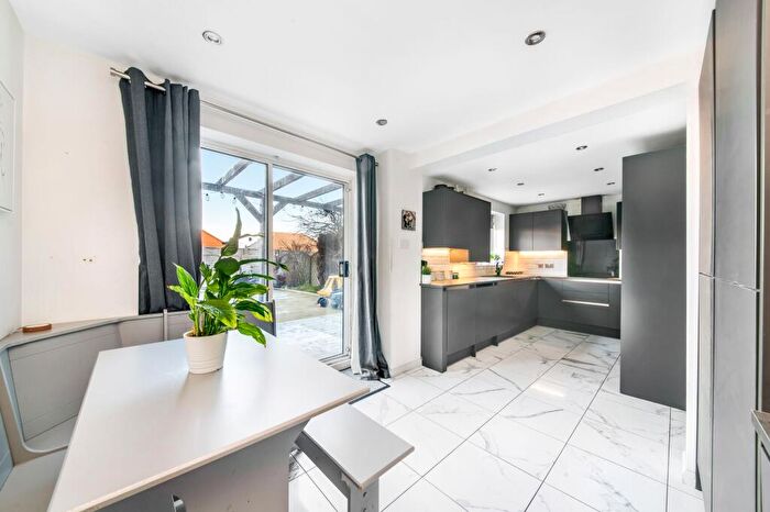 4 Bedroom Terraced House For Sale In Westerley Lane, Shelley, HD8