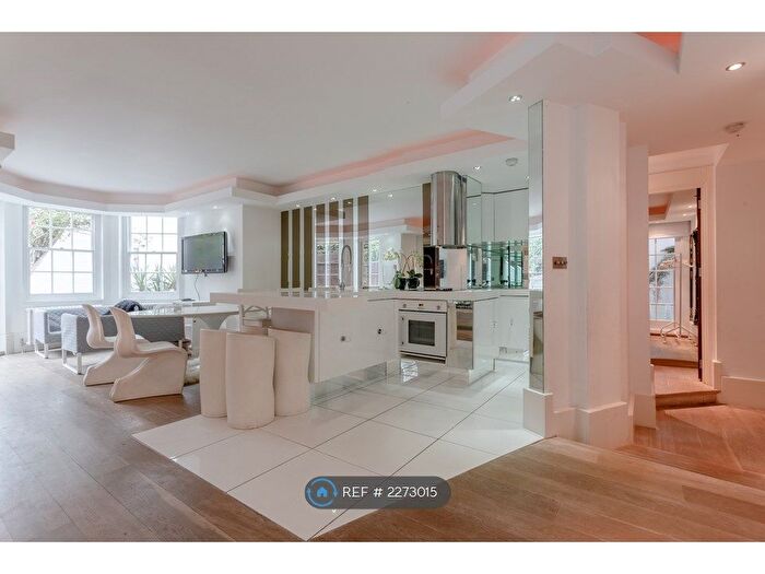 2 Bedroom Flat To Rent In Lindfield Gardens, London, NW3