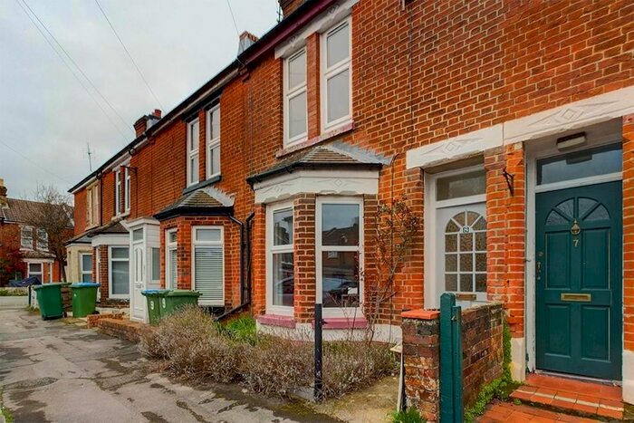 3 Bedroom Property To Rent In May Road, Southampton, SO15