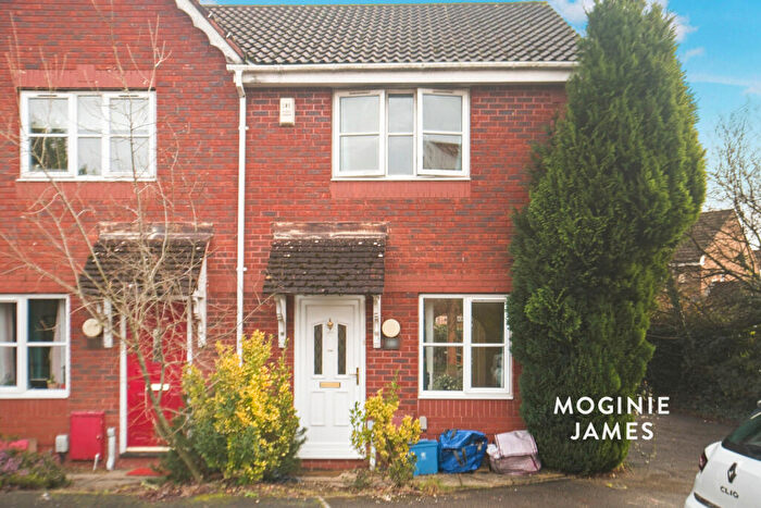 2 Bedroom House To Rent In Hollington Drive, Pontprennau, Cardiff, CF23