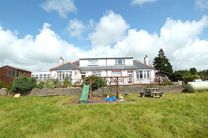 3 Bedroom Bungalow For Sale In Sunny View, Thurston Lane, Sardis, Milford Haven, SA73