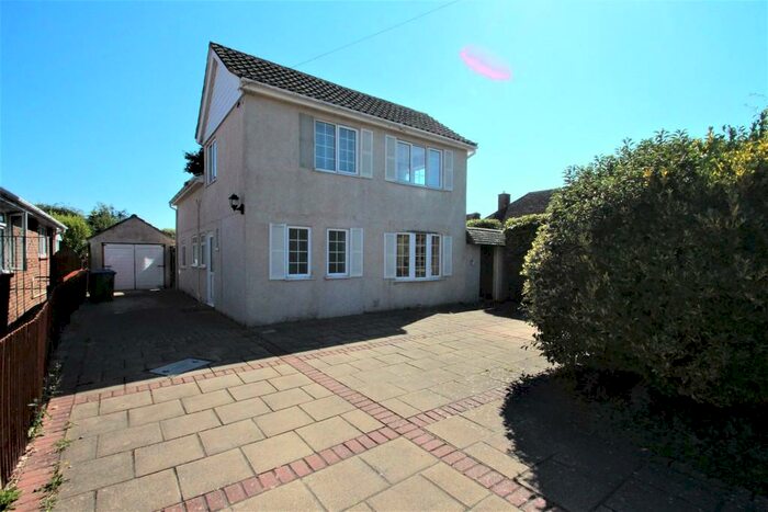 4 Bedroom Detached House To Rent In Sea Lane Gardens, Ferring, BN12