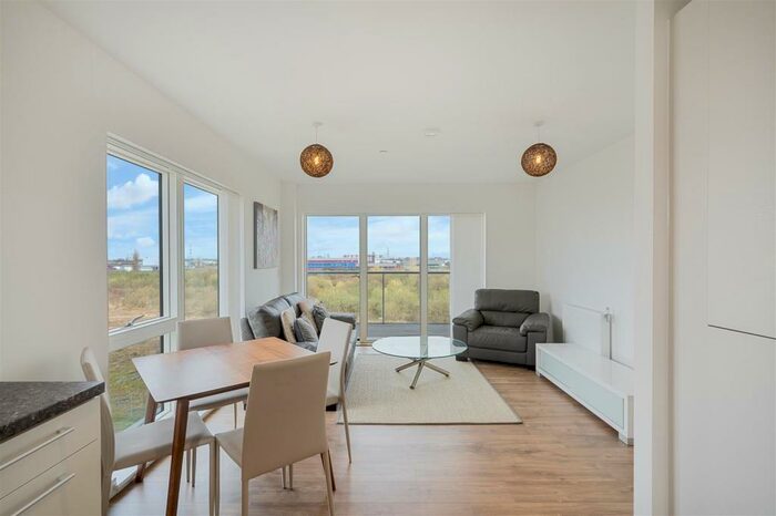 1 Bedroom Apartment To Rent In Bawley Court, Magellan Boulevard, Royal Docks, London, E16