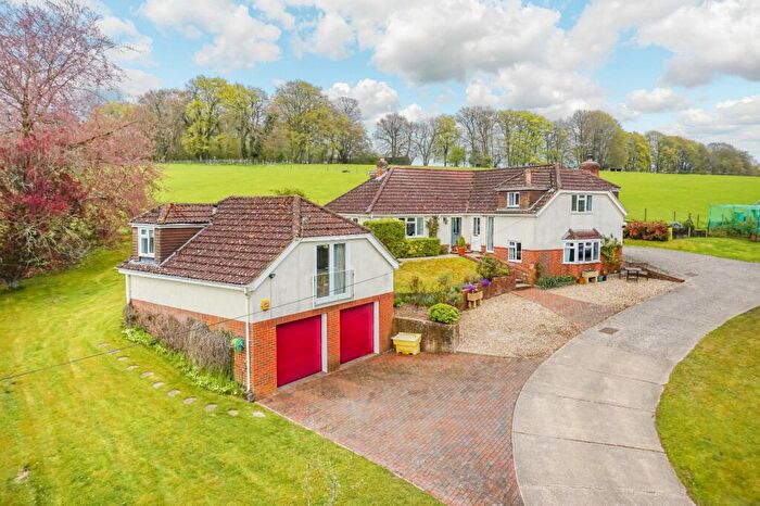 4 Bedroom Detached House For Sale In Livery Road, Winterslow, Salisbury, Wiltshire, SP5
