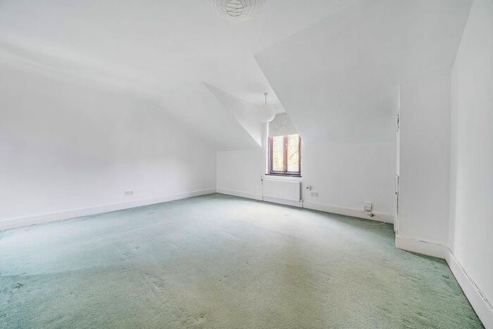 Studio To Rent In Holmesdale Road, Highgate, London, N6