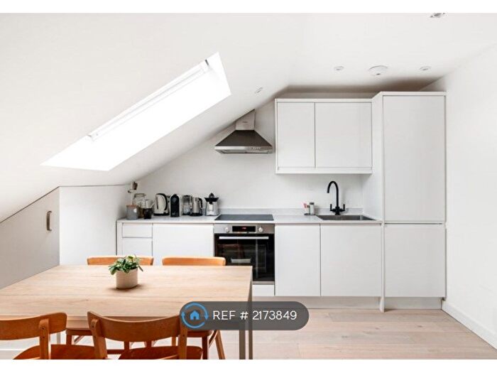 1 Bedroom Flat To Rent In Clarendon Villas, Hove, BN3