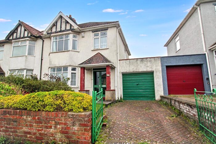 3 Bedroom Semi Detached House For Sale In Conygre Road, Filton, Bristol, BS34