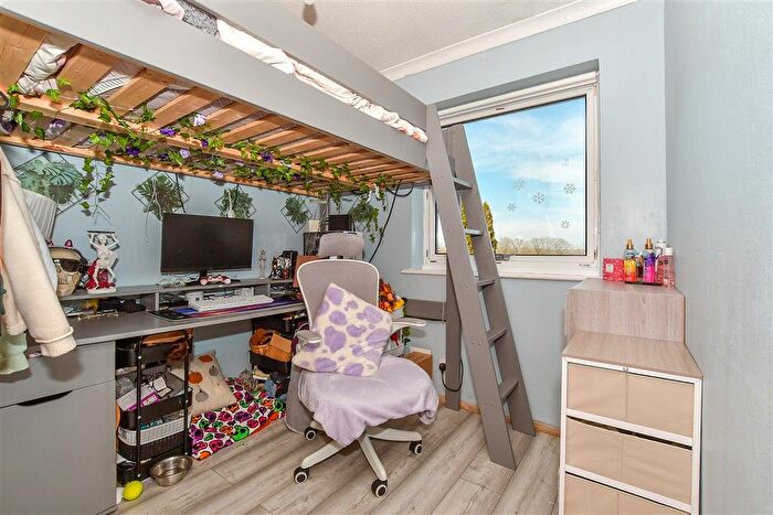 2 Bedroom End Of Terrace House For Sale In Hopes Grove, High Halden, Kent, TN26