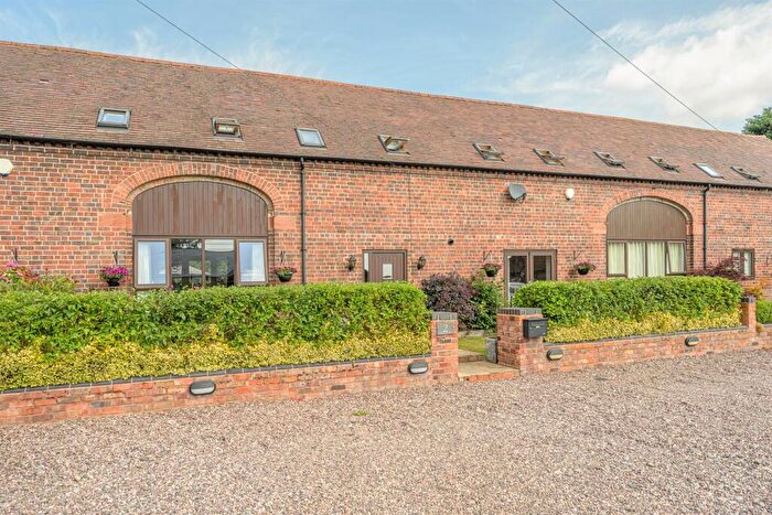 4 Bedroom Barn Conversion For Sale In Blakeshall Farm Barns, Blakeshall Lane, Wolverley, DY11