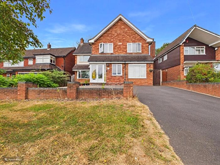 5 Bedroom Detached House For Sale In Brooks Road, Sutton Coldfield, B72