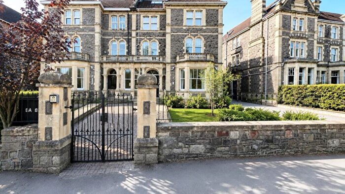 2 Bedroom Flat To Rent In Downleaze, Stoke Bishop, Bristol, BS9