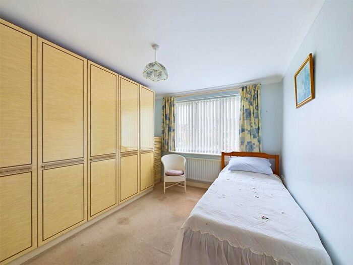 2 Bedroom Semi-Detached Bungalow For Sale In Meakers Way, Huttoft, LN13