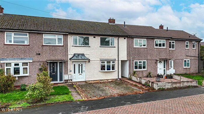 3 Bedroom Terraced House For Sale In Burns Road, Tamworth, Staffordshire, B79