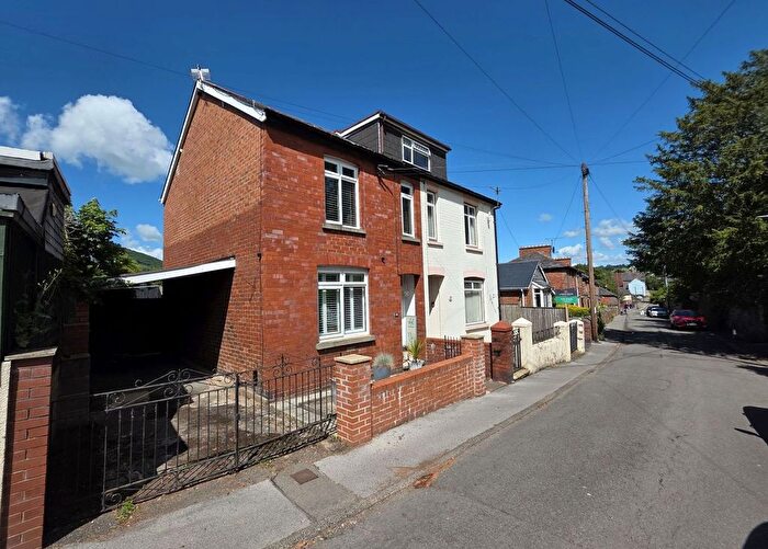 2 Bedroom Semi-detached House For Sale In Union Road East, Abergavenny, NP7