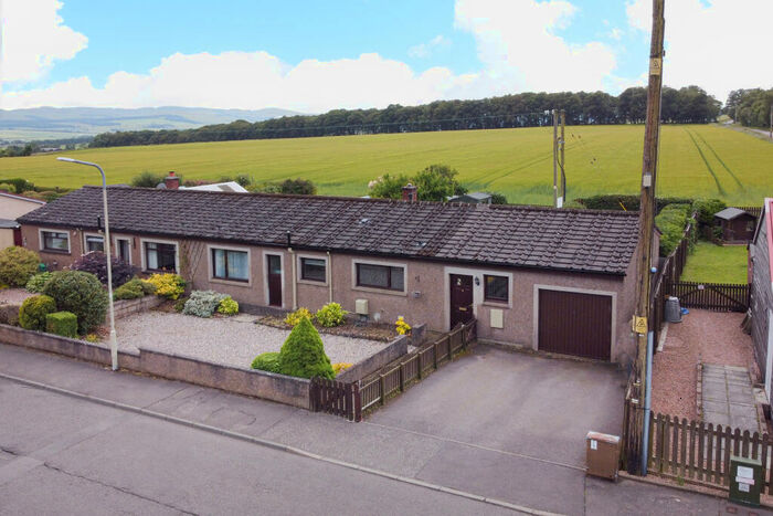 3 Bedroom Semi-Detached Bungalow For Sale In Roman Road, Kirriemuir, DD8