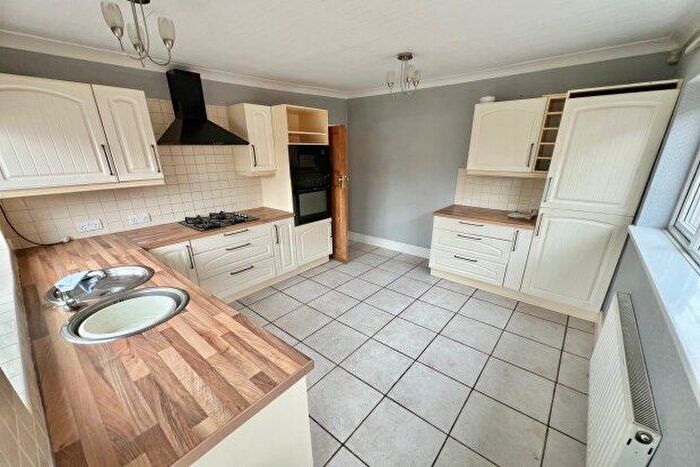 2 Bedroom Bungalow To Rent In Marshall Road, Willenhall, WV13