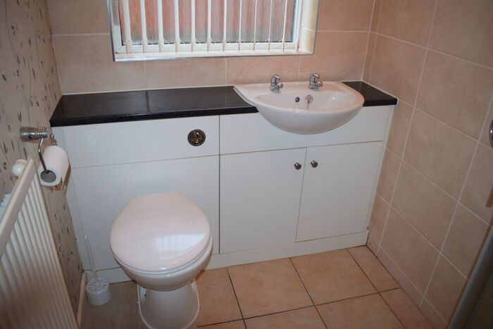Studio To Rent In Coniston Way, Nuneaton, Warwickshire, Nuneaton, CV11