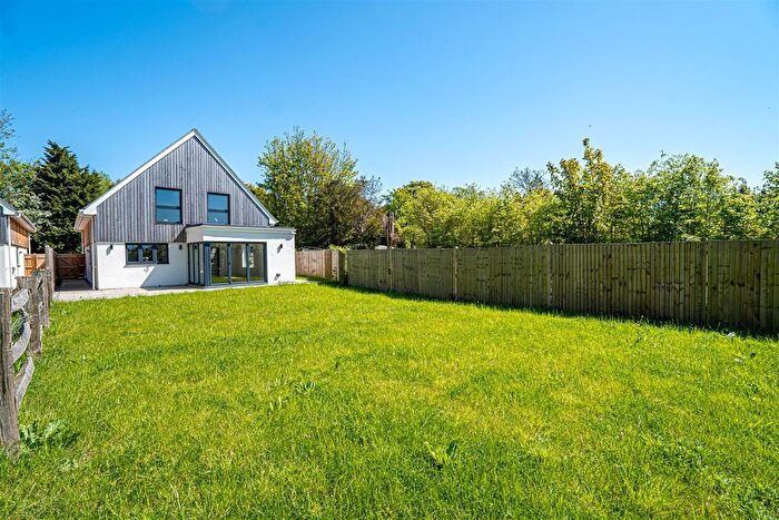 4 Bedroom Detached House For Sale In Main Road, Westfield, Hastings, TN35