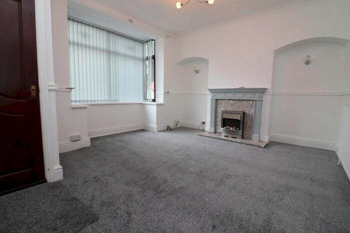2 Bedroom Property To Rent In Hulton Lane, Bolton, BL3