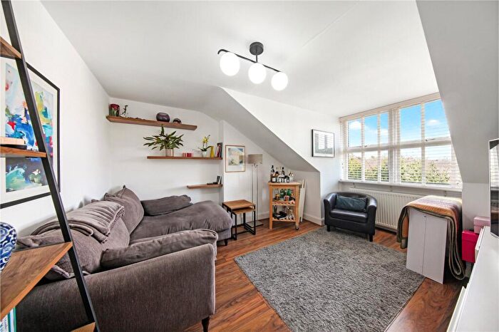 1 Bedroom Flat For Sale In Fordwych Road, Kilburn, NW2